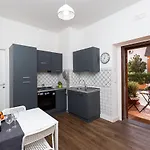 Ciaccio House Near Airport